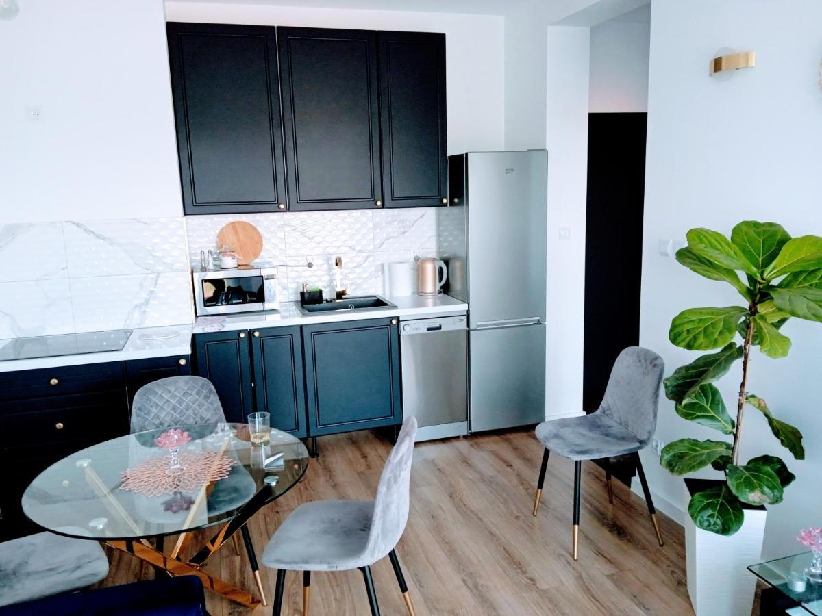 Apartament Z Widokiem Ланьцут Экстерьер фото